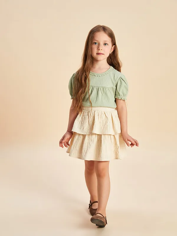 LCW-Kids-Short-superpos233-pliss233-froiss233-224-taille-233lastiqu233e-pour-Filles LCW Kids Short superposé plissé froissé à taille élastiquée pour Filles Nouvelle Collection