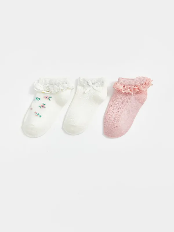 LCW-baby-Chaussettes-d39entra238nement-Florales-pour-B233b233s-Filles-Lot-de-3-pi232ces LCW baby Chaussettes d'entraînement Florales pour Bébés Filles Lot de 3 pièces Satisfait Ou Remboursé