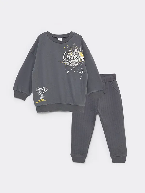 LCW-baby-Ensemble-Sweat-Shirt-et-Pantalon-de-Surv234tement-Imprim233-224-Col-Rond-pour-B233b233s-Gar231ons Remise LCW baby Ensemble Sweat-Shirt et Pantalon de Survêtement Imprimé à Col Rond pour Bébés Garçons