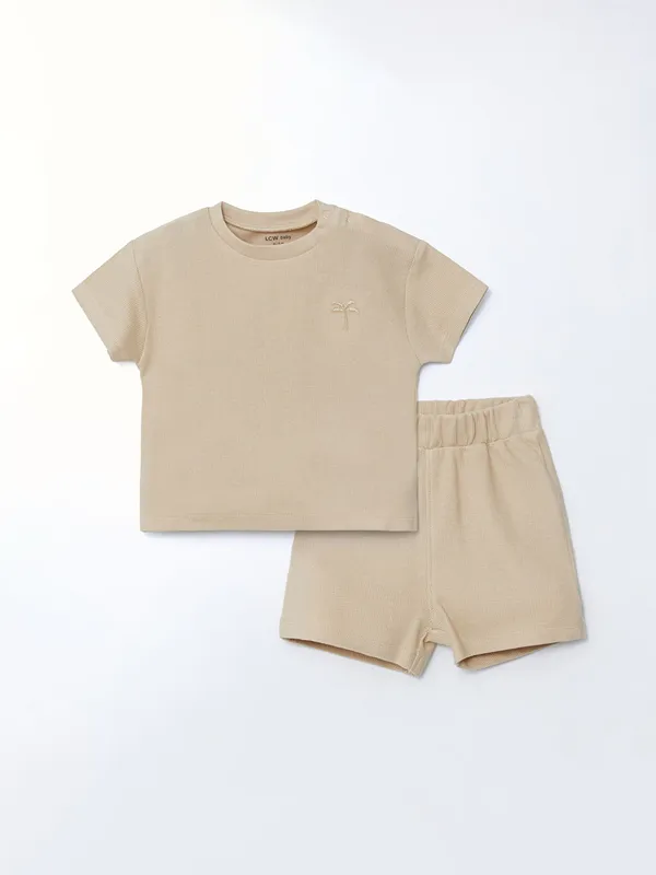 LCW-baby-Ensemble-T-Shirt-et-Short-Basique-Gaufre-pour-B233b233s-Gar231ons-Lot-de-2 LCW baby Ensemble T-Shirt et Short Basique Gaufre pour Bébés Garçons (Lot de 2) Original