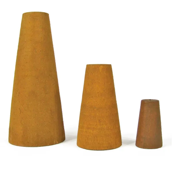 Cônes-en-bois-Earth-jaune---set-de-3-21624 Cônes en bois Earth jaune - set de 3 Livraison Gratuite