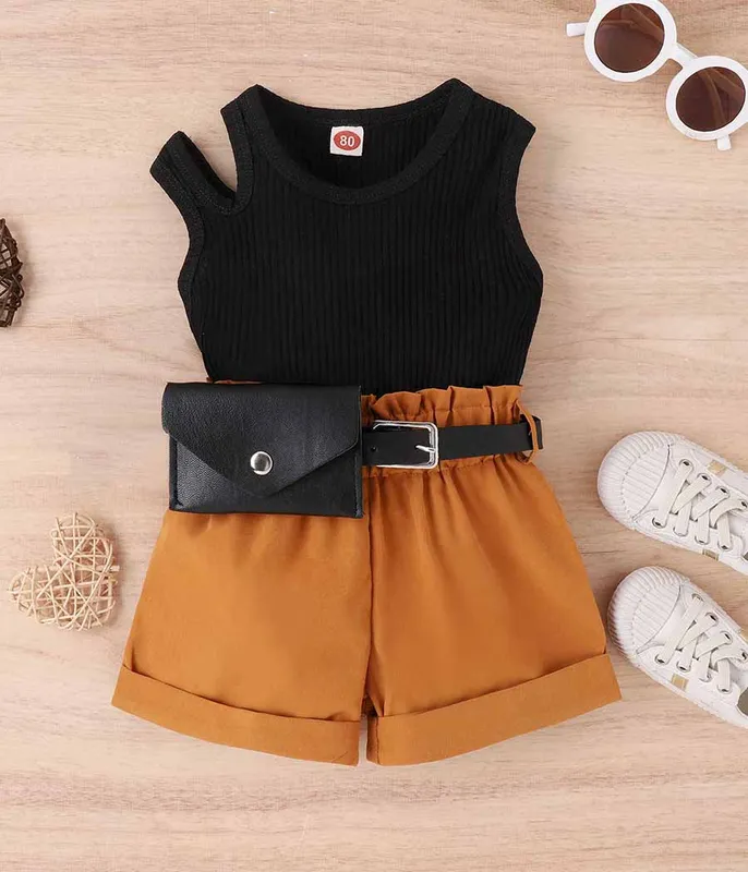 Set-de-short-orange-et-haut-noir-asymétrique-12446 Set de short orange et haut noir asymétrique Seulement Aujourd’hui